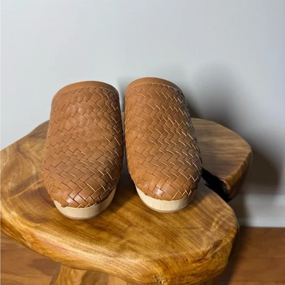 Madewell Tan Woven Mules - Picture 3 of 8